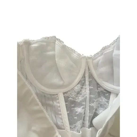 Lady‎ Manhattan Vintage White Romantic Floral Pin Stripe Corset Bra Lingere